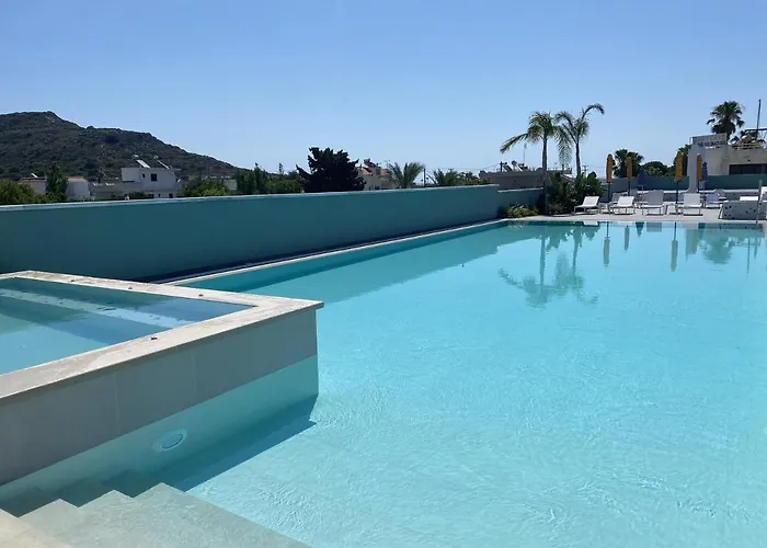 Mazoren Art 3* ファリラキ