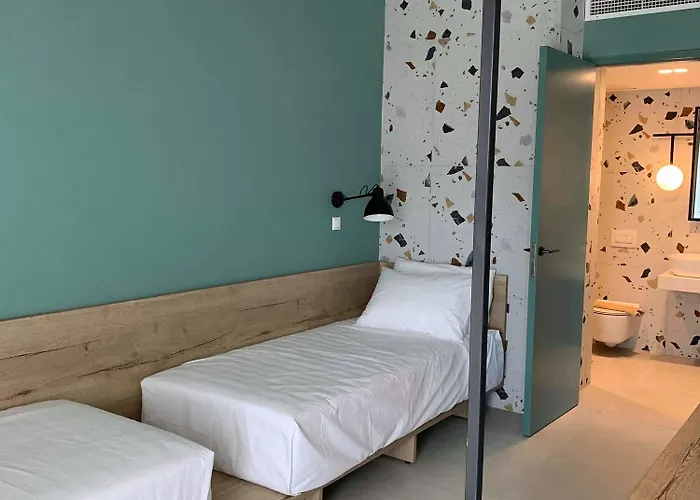 Mazoren Art 3* ファリラキ