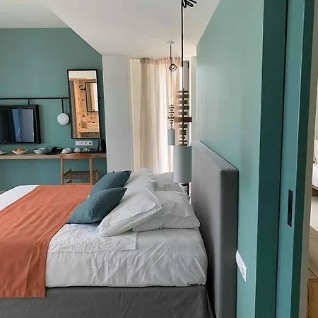 Mazoren Art Hotel 3*