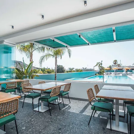 Hotel Mazoren Art