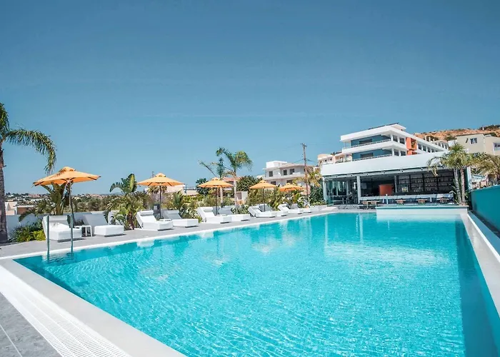 Mazoren Art Hotel 3*