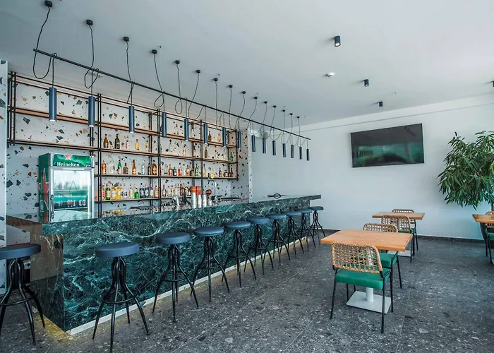 Hotel Mazoren Art 3*