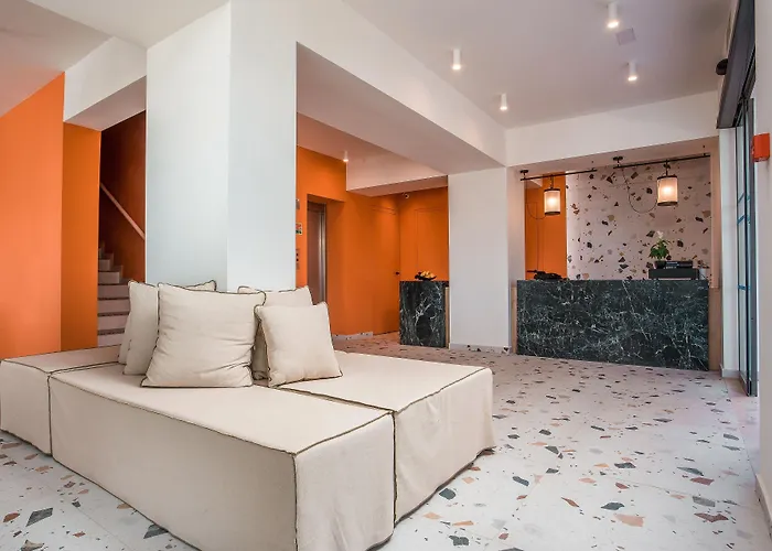 Mazoren Art Hotel 3*