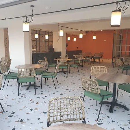 Hotel Mazoren Art 3*