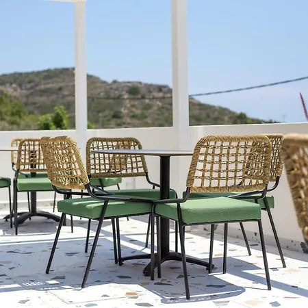 Mazoren Art Ξενοδοχείο 3*